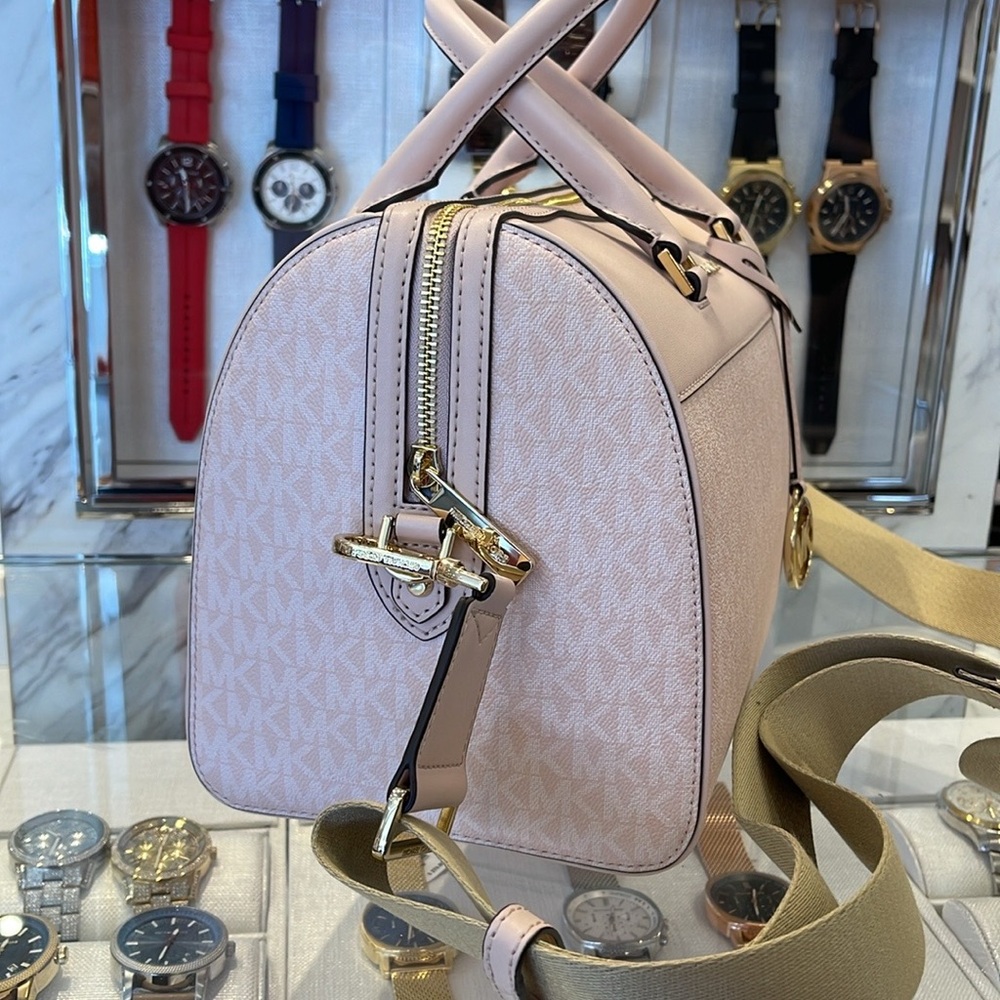 Michael Kors med Duffle Satchel Crossbody Bag Travel
Light Powder Blush NWT - Picture 3 of 16